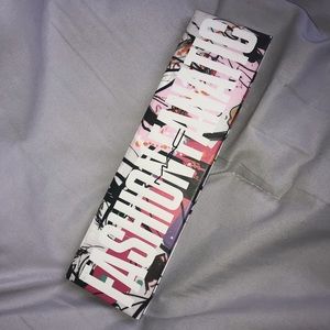 MAC fashion fanatic eyeshadow palette